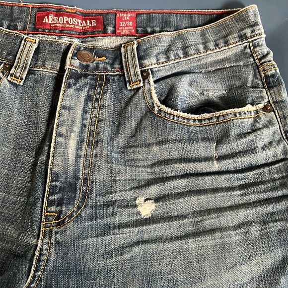 AEROPOSTALE DISTRESSED BLUE JEANS 32 x 30” straight leg - Picture 6 of 14
